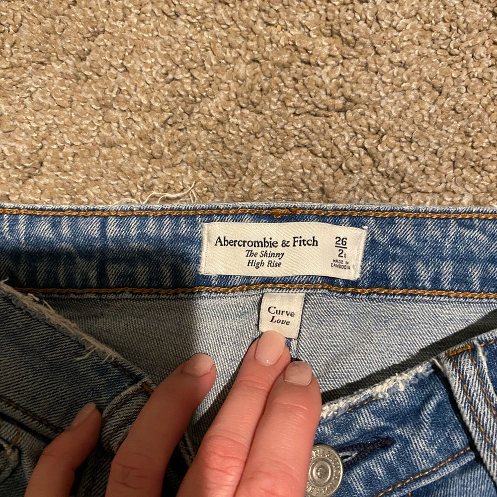 Abercrombie and fitch distressed jeans - Picture 5 of 5